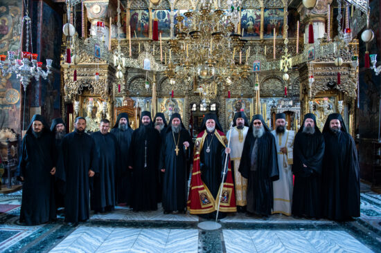 Metropolitan Grigorije visited the Hilandar Monastery and served the Divine Liturgy